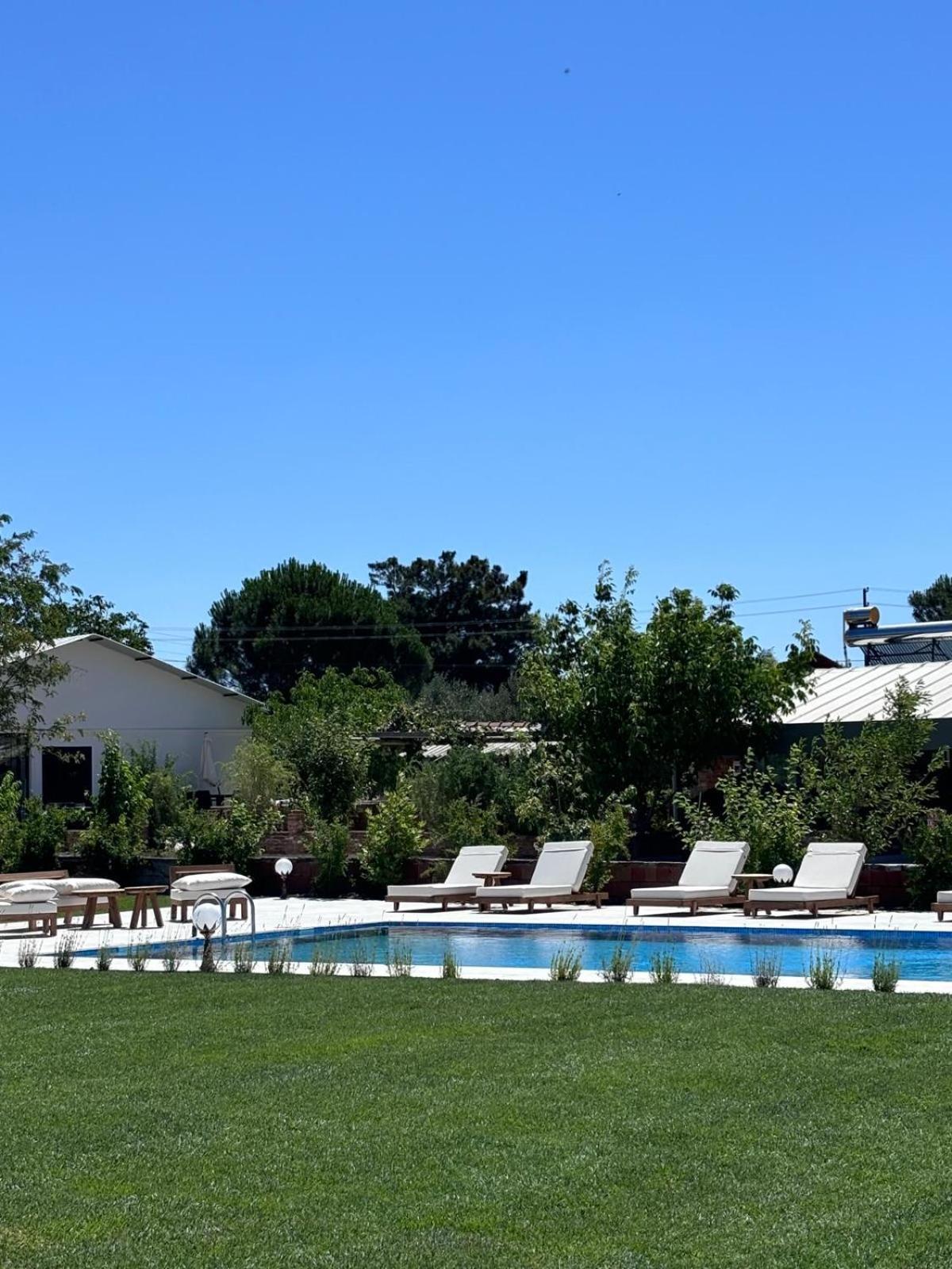 Casa Mora Aparthotel Edremit  Exterior photo